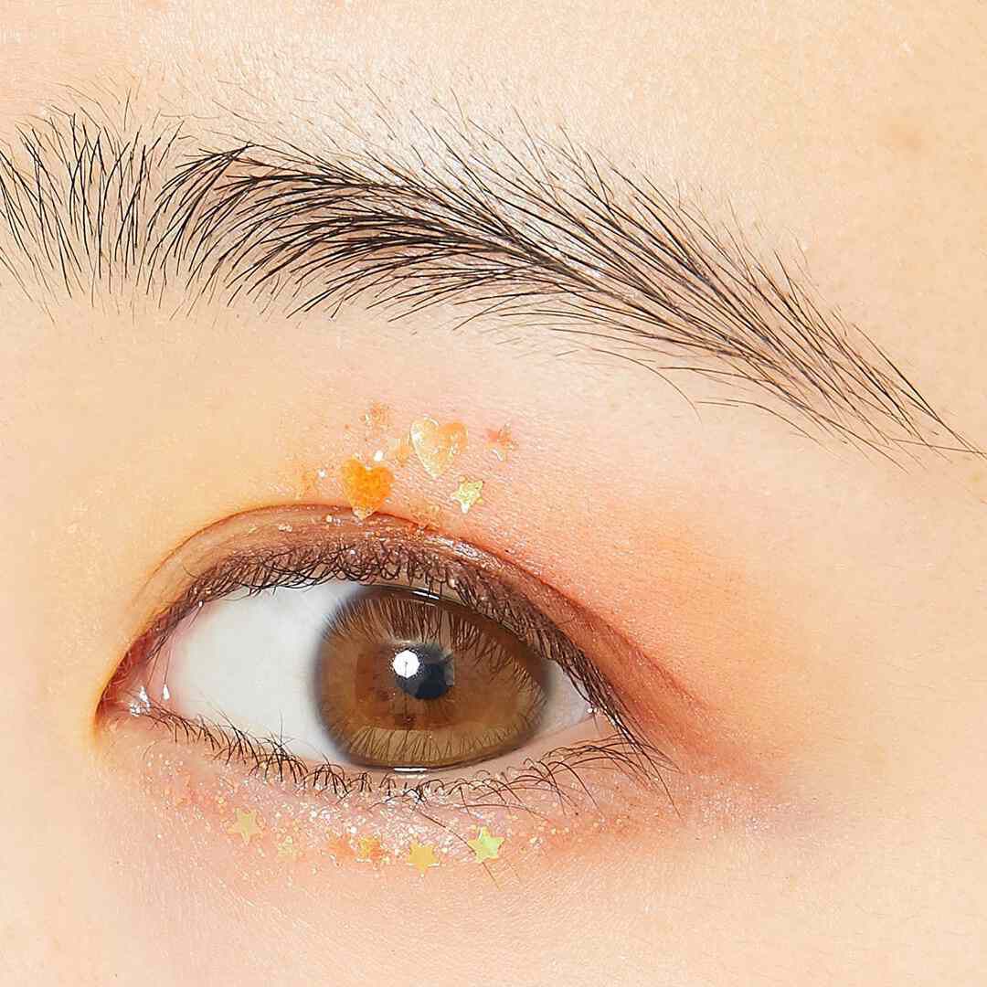 Zeesea アリス ドリームランド シリーズ 12色アイシャドウパレット 01 ハートの女王 15gの通販 使用感 口コミ付 Noin ノイン