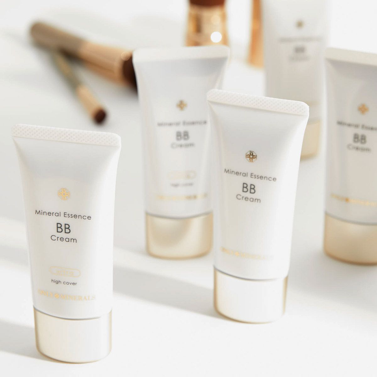 【オンリーミネラル】ミネラルエッセンス BBクリーム ライトオークル 30g SPF25 PA++の通販【使用感・口コミ付】 NOIN(ノイン)