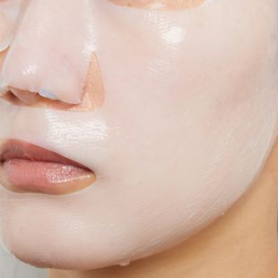 BRISKIN リアルフィット セカンドスキン マスク レッド 28g×1枚 の画像 1