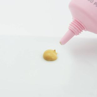SHIGETA PARIS UV パーフェクトグロウ 02 ミディアムベージュ 25ml SPF30 PA+++ の画像 1