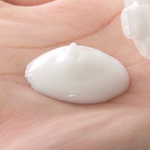 エタピュール ジェントル クレンジングミルク pH 200ml の画像 1