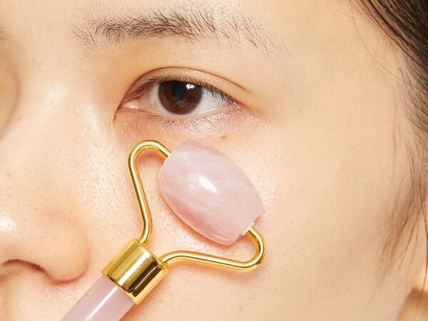 【口コミ付き】sugar.C beauty(シュガーシービューティー)のクォーツフェイシャルローラーで心地よくマッサージ!の画像