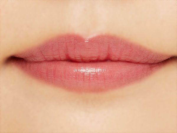 目の形別! ピンクメイクのやり方とおすすめのコスメやカラコンも紹介【かわいい系・大人系・派手めなど】の画像