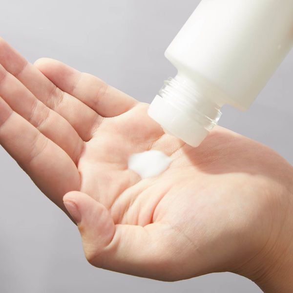 【年代別】おすすめの化粧品12選紹介!口コミや使用感も解説の画像