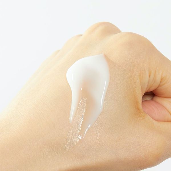 ニキビクリームでの肌荒れ予防方法や塗り方、選び方や市販で人気のおすすめアイテムまで徹底解説!の画像