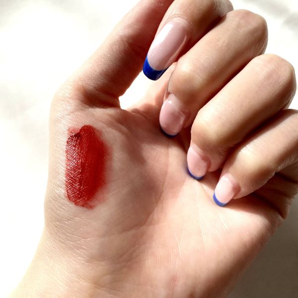 【イエベブルべ別】落ちない? 店舗で売り切れ続出なイニスフリーのマットリップが気になる♡口コミつきの画像