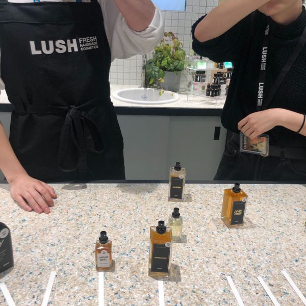 「LUSH(ラッシュ)」パフューム調香師たちが生み出す香水のこだわり。自分にぴったりなものが選べる!の画像
