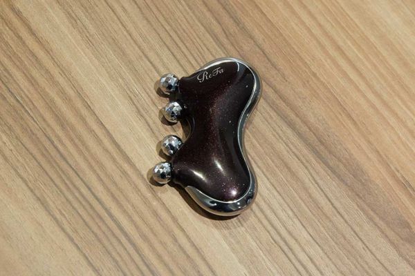 顔・身体のお悩みに!リファで自宅ケアが変わるらしい!? と噂を聞いて体験会を開催しました!の画像