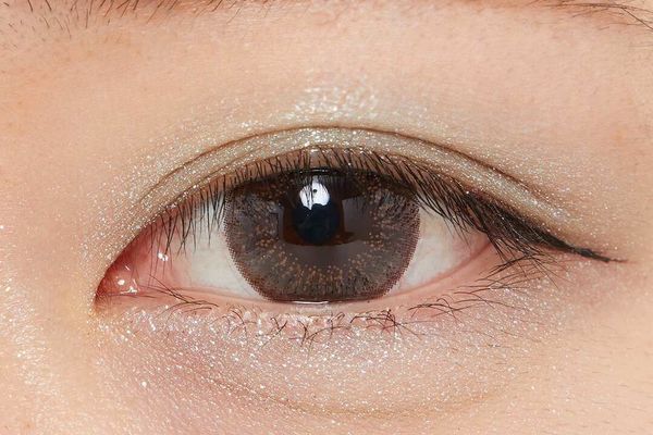 カラーメイクのやり方や春夏秋冬別おすすめカラー、人気のコスメをご紹介! 【2020年】の画像