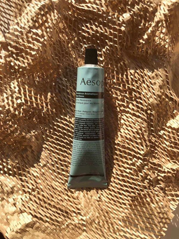 捧呈 Aesop レバレンスハンドバーム ハンドクリームイソップ