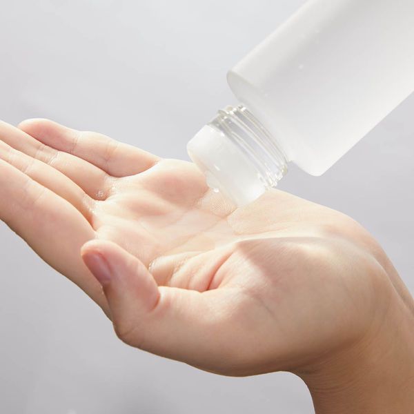 【ニキビなど肌悩み別】化粧水のおすすめランキングを徹底解説【極潤など】の画像