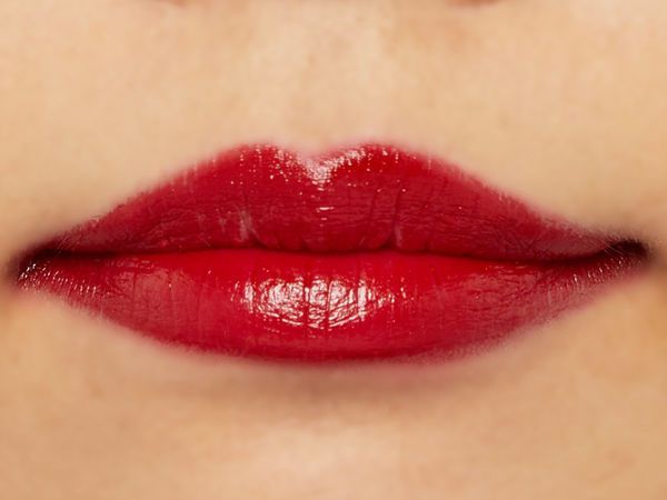 【落ちにくいリップ29選】食べても飲んでもキープ力が優秀なリップまとめの画像