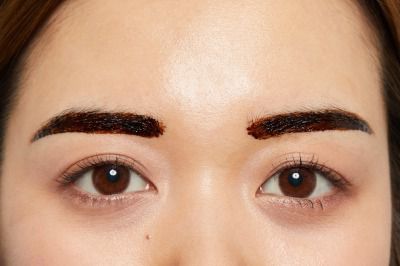 フジコなど人気の眉ティントを徹底比較! 危険性や失敗しないおすすめの使い方までご紹介の画像