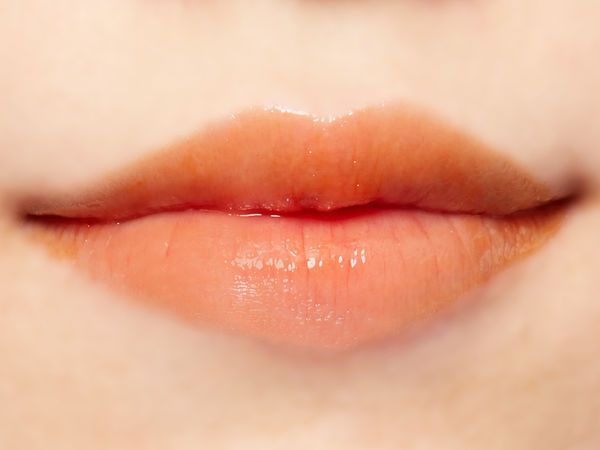 リップで気軽にイメチェンしちゃお! 夏におすすめな5カラー紹介♡の画像