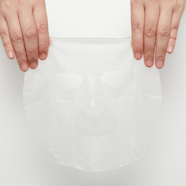 話題の美容法「乳液仮面返し」って? やり方やおすすめの乳液も紹介【医療監修】の画像