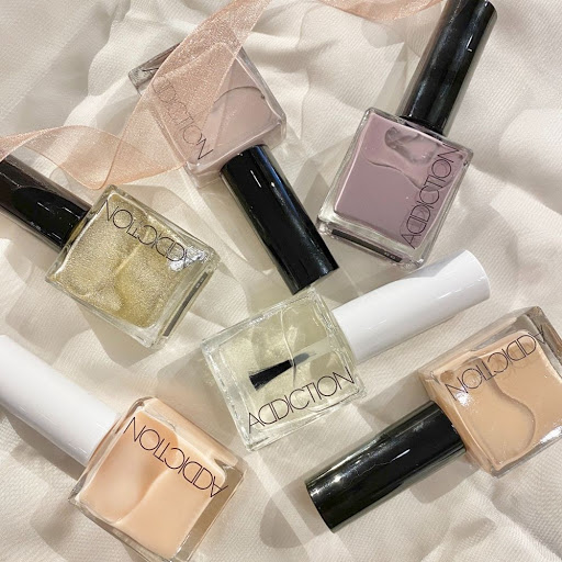 Addiction アディクション の ザ ネイルポリッシュ で指先からおしゃれを取り入れて Noin ノイン Addiction アディクション の ザ ネイルポリッシュ で指先からおしゃれを取り入れて Noin ノイン